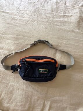 L.L. Bean Navy with Orange Accent Waist Pack